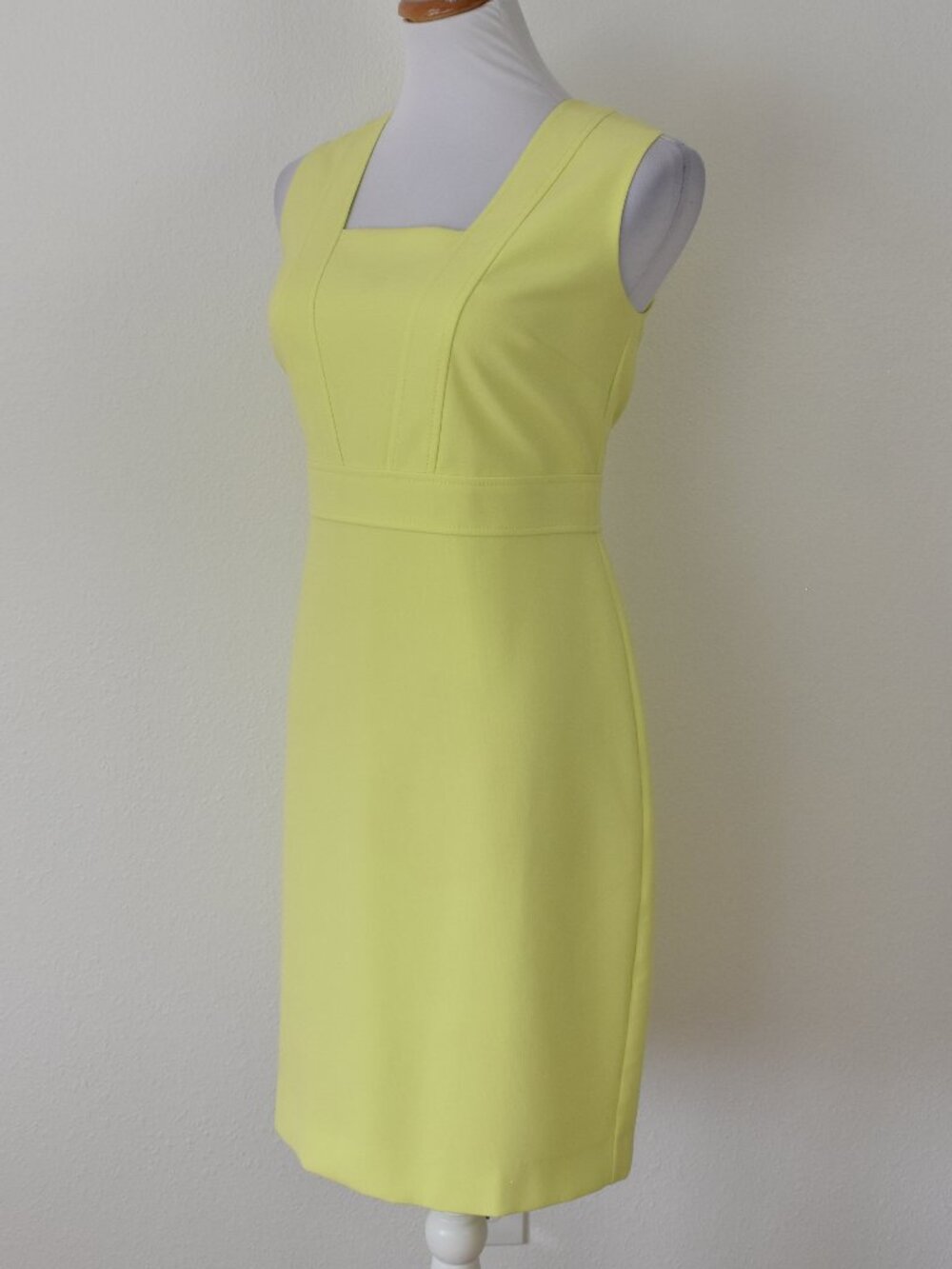 Ann Taylor Neon Chartreuse Shift Dress - 10P - Picture 6 of 11